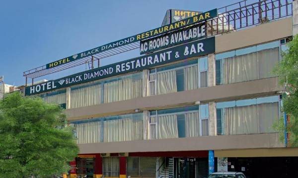 Treebo Trip Black Diamond Zirakpur