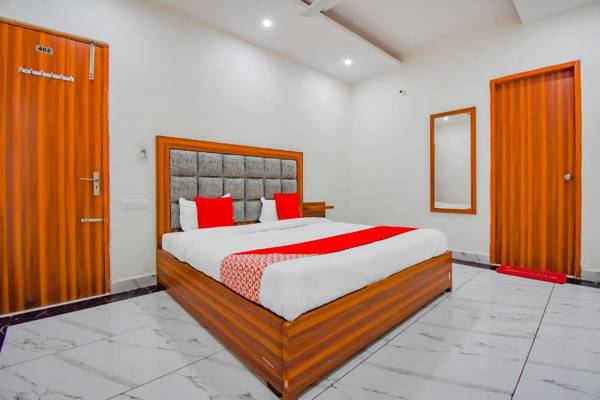 OYO 74940 Hotel Rest Inn