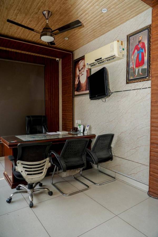 Workspace - Hotel sharrytel zirakpur