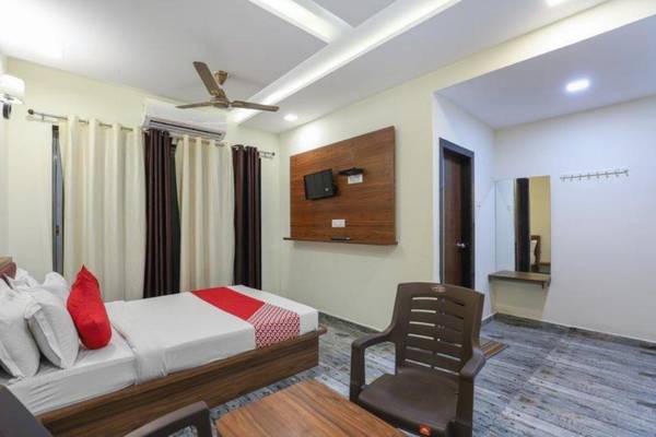 OYO 65742 Hotel Hill Villa