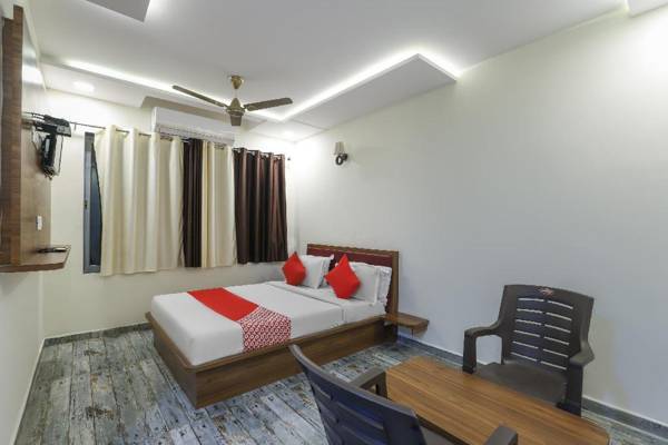 OYO 65742 Hotel Hill Villa