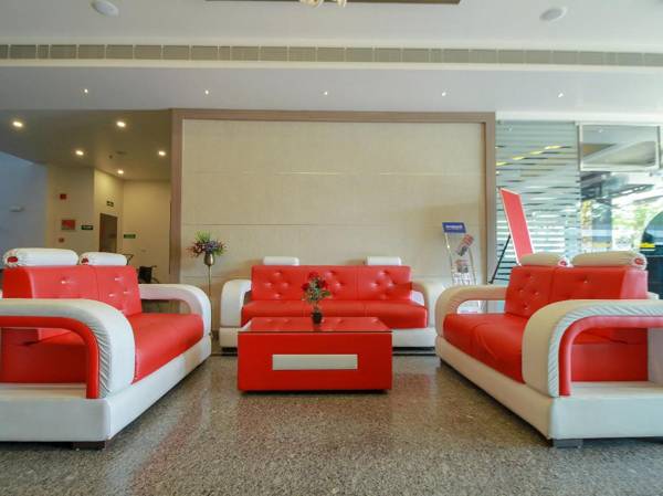 Capital O 29700 Le Moshe Inn