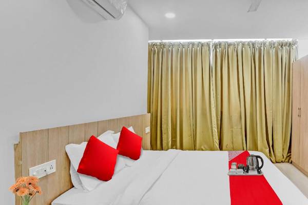 OYO 87781 Hotel Bluemoon