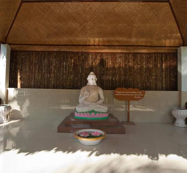 Symphony Palms Beach Resort And Spa