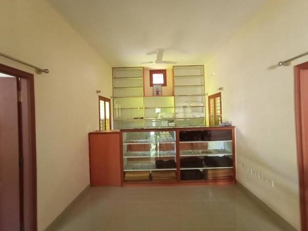 STAYMAKER Sunny's Serenity Resort