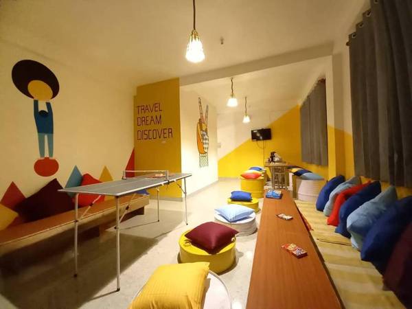 Nomads Hostel Tosh