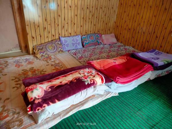 SUMMER CAMPING MALANA