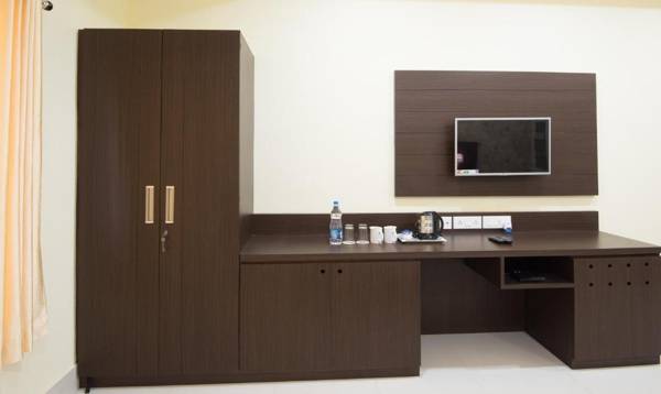 Treebo Trend King'S Court Chandrasekharpur