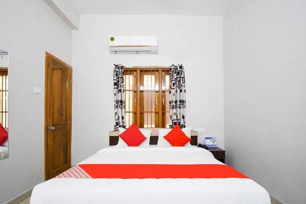 OYO Flagship 77372 Navya's