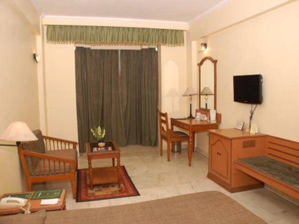 Hotel Royale Midtown