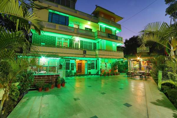 Shri Ganesh Hotel