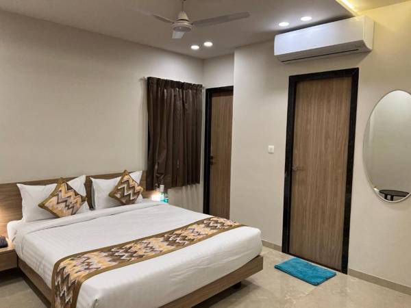 Hotel Natham By Vrinda Nathdwara- 50 Meters From Shreenathji Temple