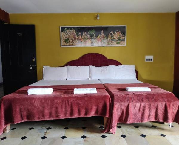 HOTEL CAVERI COMFORT INN