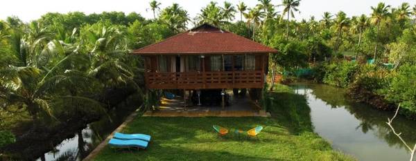 Vinis Farm - Own a Private Island to yourself!!!