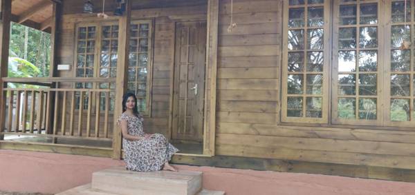 Green Chromide River View Wooden House