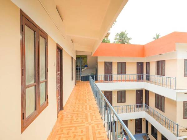 SPOT ON 63084 New Mubarak Tourist Home