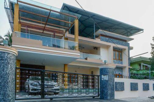 BELLJEM Homes Posh 5 BHK in housing colony inside city
