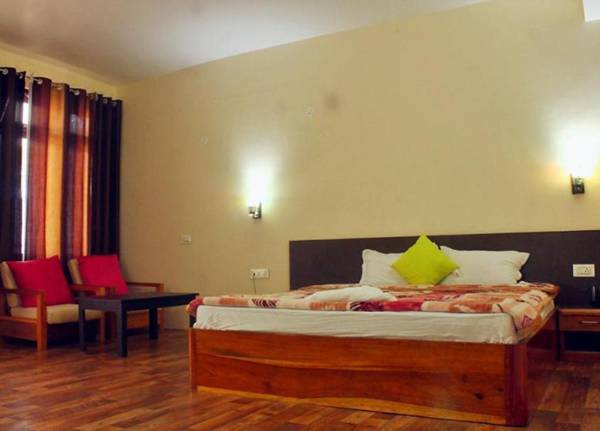 Pine Village Retreat