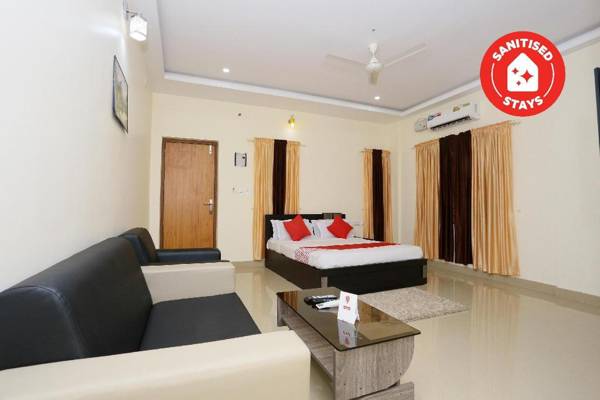 OYO 22281 Reem Residency