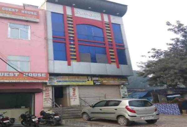 Goroomgo Sunder Guest House Gorakhpur