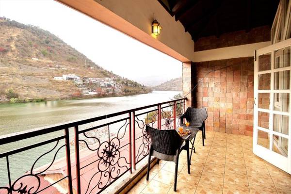 Neelesh Inn- A Luxury Lake View Hotel- 20 kms from Nainital