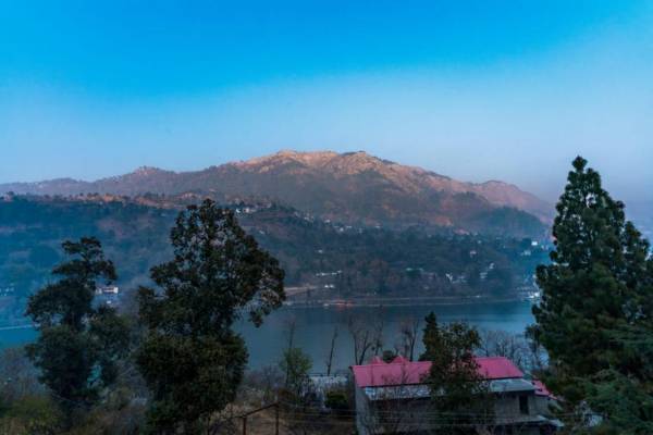 Royals Moonlight Resort