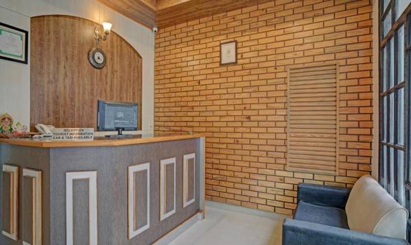 Treebo Trend Spring Birds