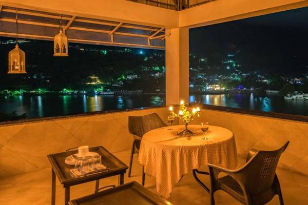 StayVista at Lakeview Manor