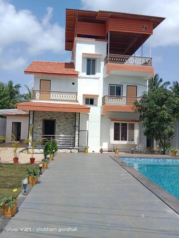 The 27 Axis Villa in Alibaug