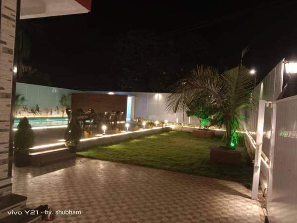 The 27 Axis Villa in Alibaug