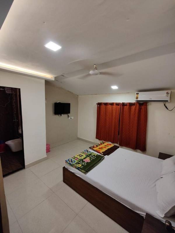 OYO 88386 R&b Villa Nagaon