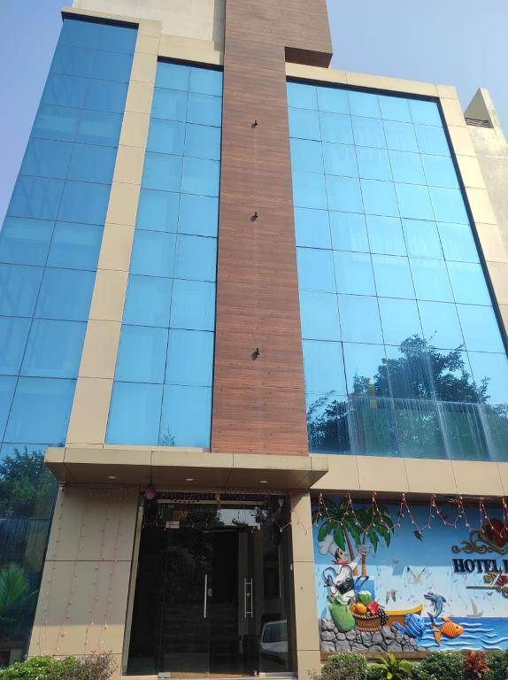 Hotel Deepak Executive Ganpatipule