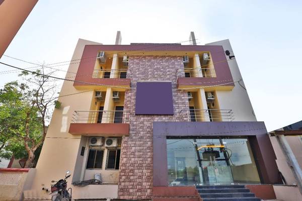 Hotel Decent Somnath