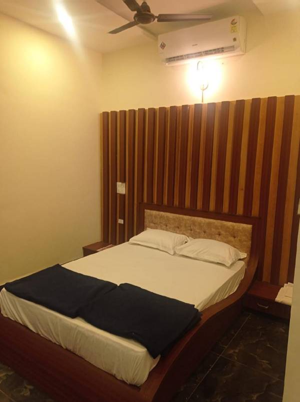 Hotel Om International Sangli