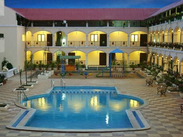 Hotel Kumararraja Palace