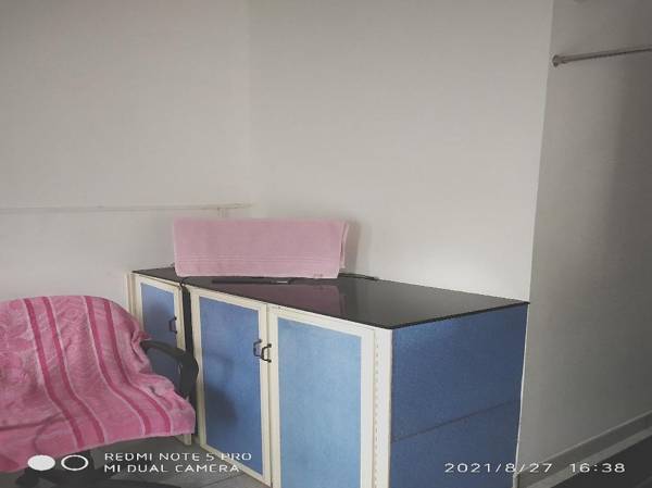 POP 84633 Crown Tourist Home