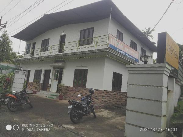 POP 84633 Crown Tourist Home