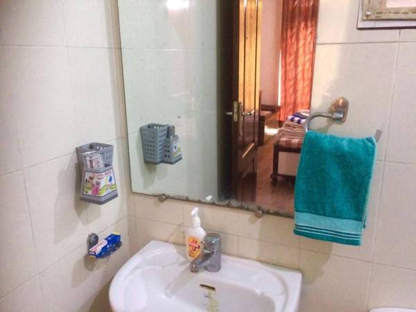 Exclusive 2 AC ROOMS CONDO ENTIRE PLACE