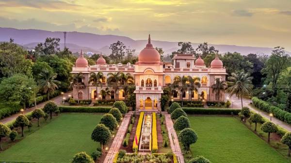 WelcomHeritage Shivavilas Palace HAMPI