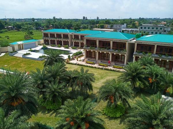 The Creek Boutique Resoret