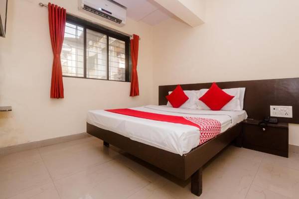 OYO 60820 Hotel Diplomat