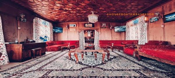 Houseboat Ambassador