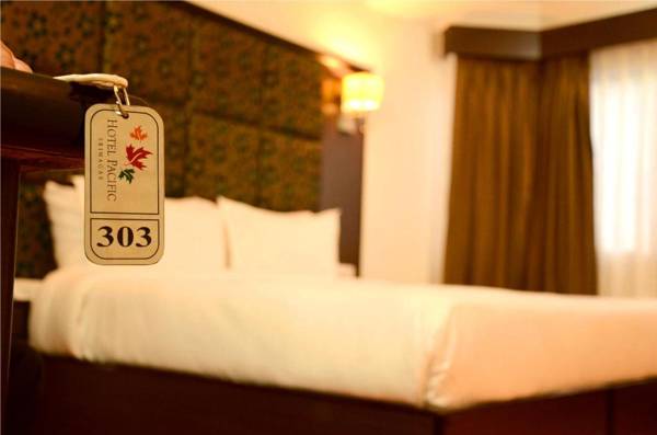 Hotel PACIFIC