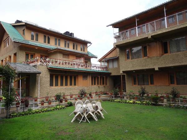 HOTEL MADHUBAN