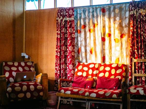 Veena Palace Group Of Houseboats