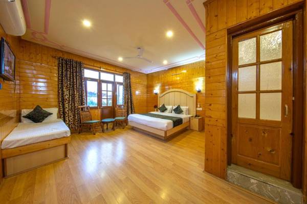 Hotel Alhamra Retreat