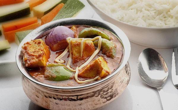 OYO 82305 Hotel Ruby And Restaurant