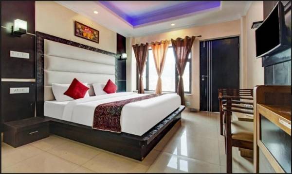 Hilltop Courtyard family suites for 1 to 6 people