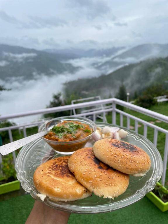 Small Victories Stay & Cafe