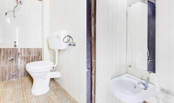 Treebo Trip Hotel Aditya